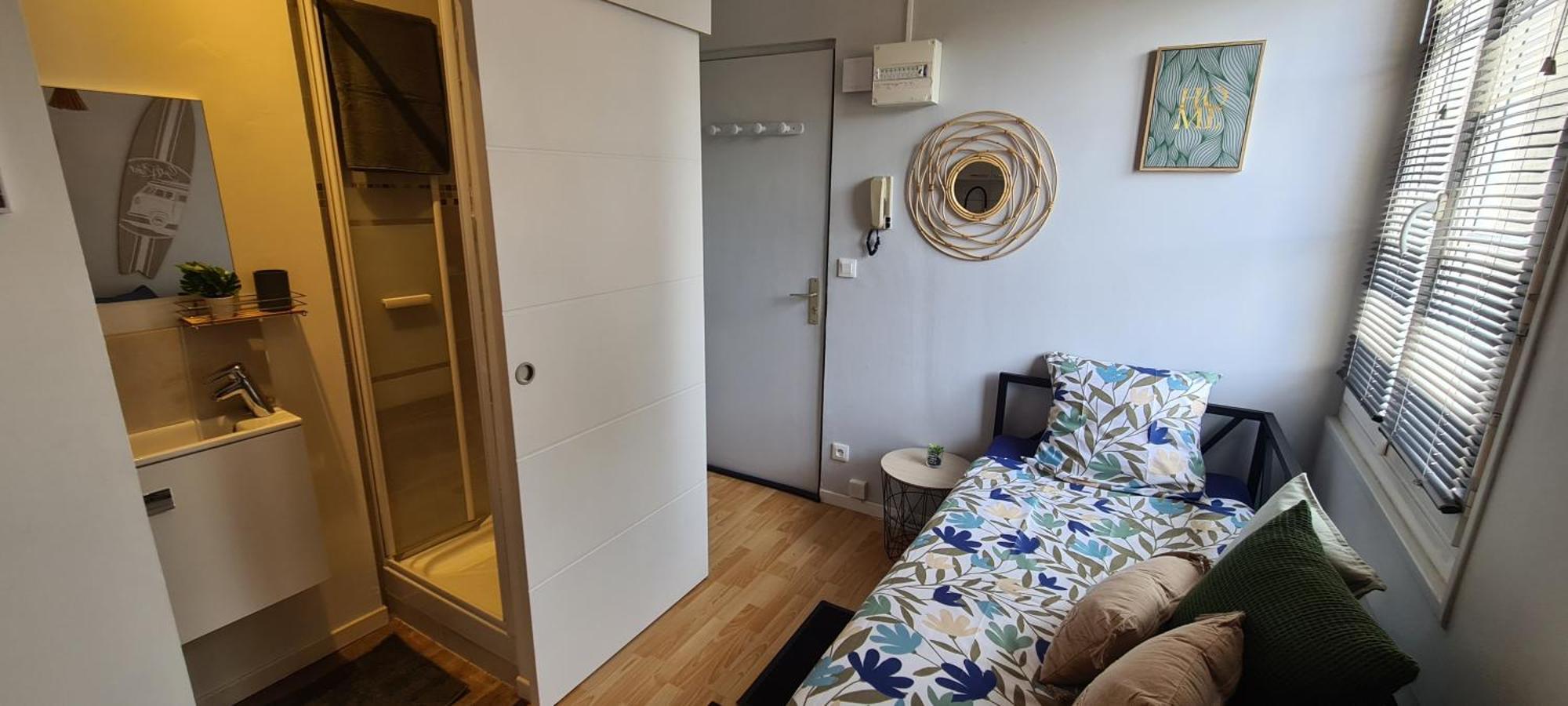 Adorable Studette Proche Gare Apartment Chartres Ngoại thất bức ảnh