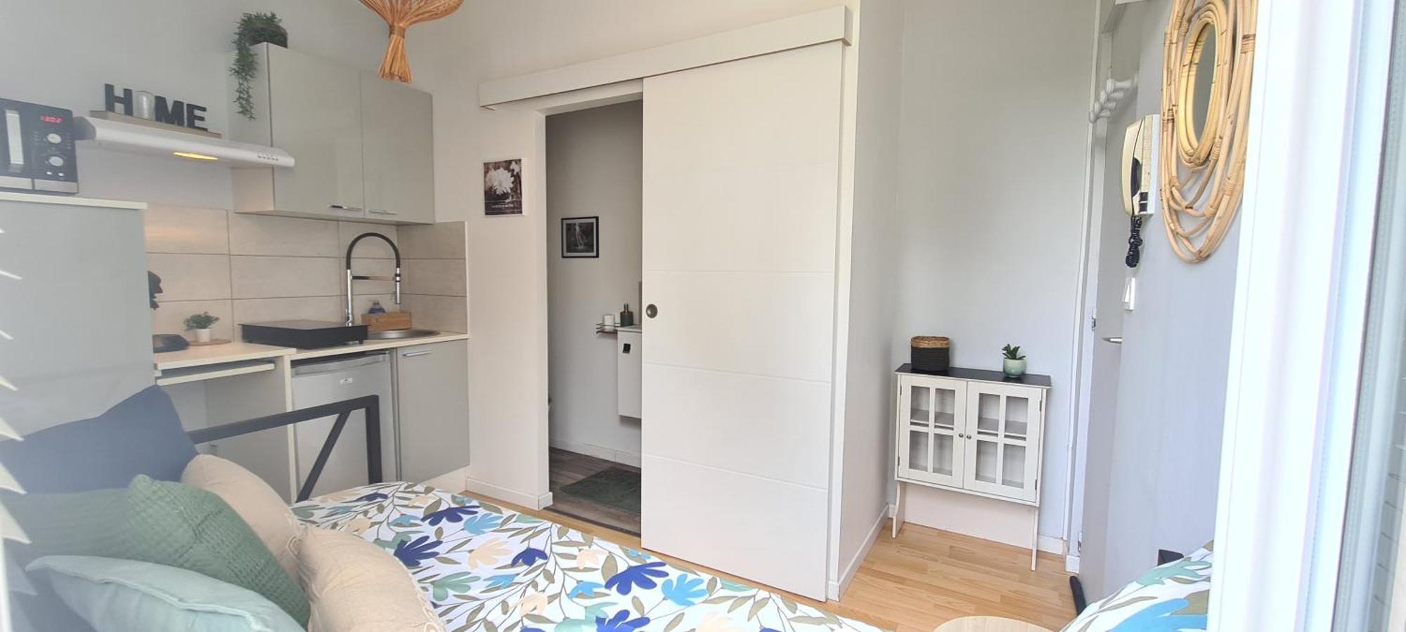 Adorable Studette Proche Gare Apartment Chartres Ngoại thất bức ảnh